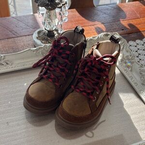 Brown UGG Rickey Weather Boots with Red Laces Size 9 Toddler. NEW No Box